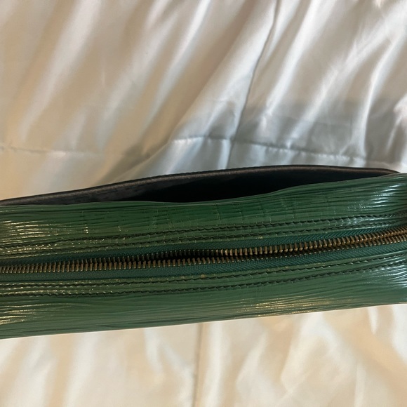 Dark Green original authentic LV purse - Picture 8 of 13